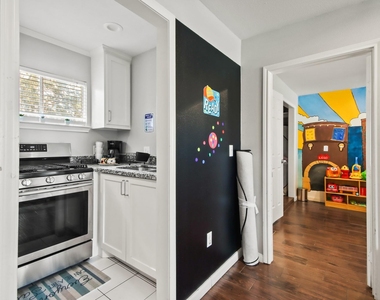 5302 Treaschwig Road - Photo Thumbnail 37