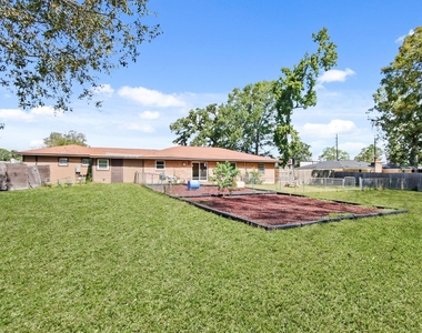 5302 Treaschwig Road - Photo Thumbnail 6