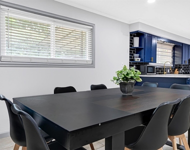 1806 Clayton Drive - Photo Thumbnail 19