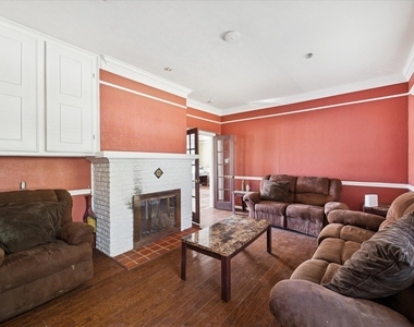 1450 Mesquite Street - Photo Thumbnail 13
