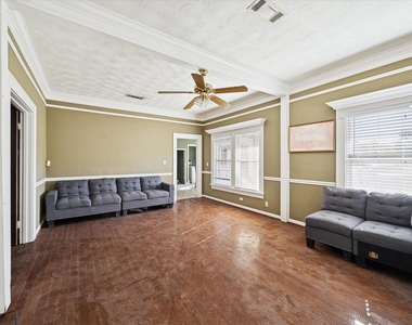 1450 Mesquite Street - Photo Thumbnail 11