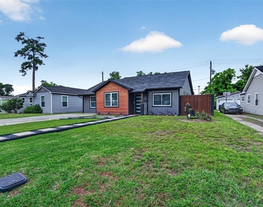 3863 Arbor Street - Photo Thumbnail 7