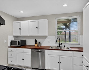 3863 Arbor Street - Photo Thumbnail 23