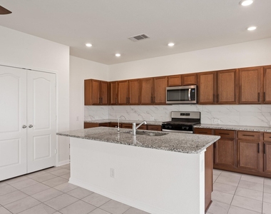 25619 Cartington Lane - Photo Thumbnail 9