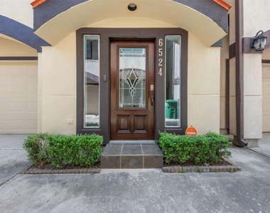 6524 Calder Street - Photo Thumbnail 5