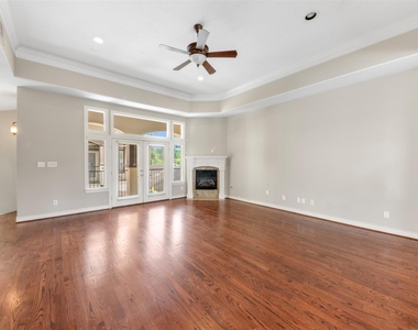 6524 Calder Street - Photo Thumbnail 7
