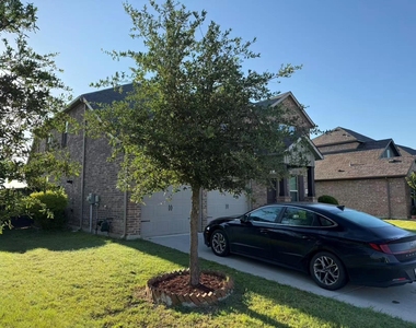 841 Gray Wolf Drive - Photo Thumbnail 1