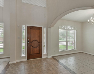 15707 Sandisfield Lane - Photo Thumbnail 3