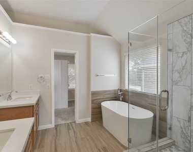 15707 Sandisfield Lane - Photo Thumbnail 20