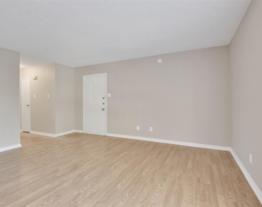 1300 Baker Ave Avenue - Photo Thumbnail 10