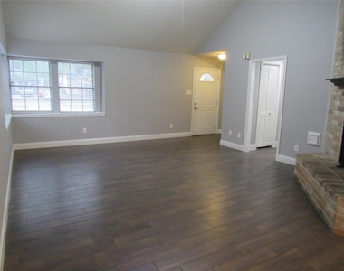 22710 Leedstown Lane - Photo Thumbnail 3