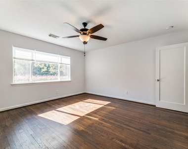 4502 Brookwoods Drive - Photo Thumbnail 16