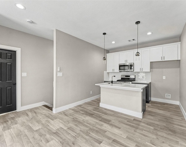 8221 Flaxman St - Photo Thumbnail 5