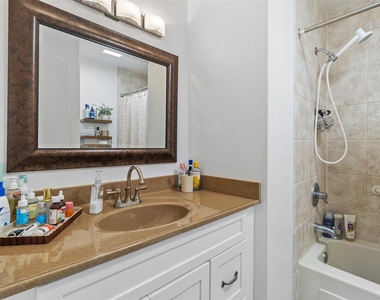 7600 Emmett F Lowry Expressway - Photo Thumbnail 13
