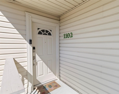 7600 Emmett F Lowry Expressway - Photo Thumbnail 21
