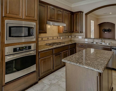 1134 Sopris Drive - Photo Thumbnail 9