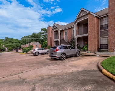 2402 Sycamore Avenue - Photo Thumbnail 24