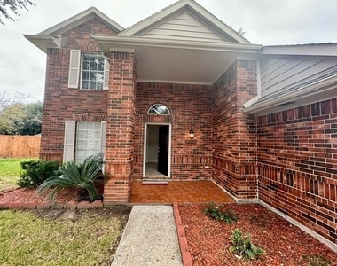 9035 Rippling Fields Drive - Photo Thumbnail 3