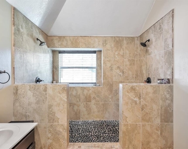 6303 Carissa Court - Photo Thumbnail 16