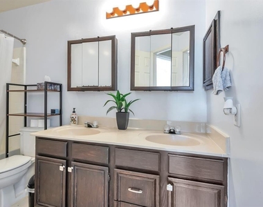 6303 Carissa Court - Photo Thumbnail 20