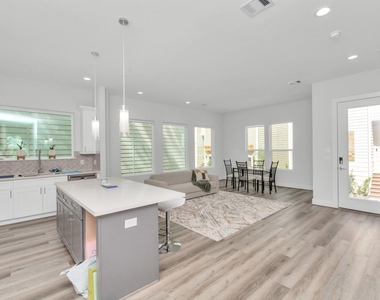 3360 Pinemont Drive - Photo Thumbnail 10