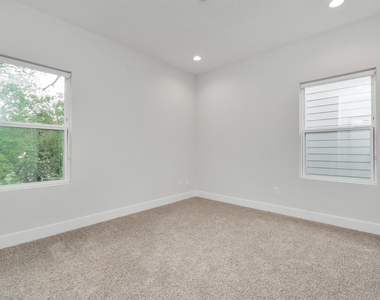 3360 Pinemont Drive - Photo Thumbnail 24