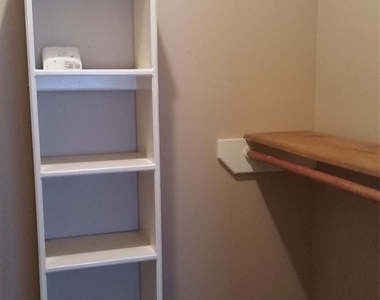 1715 Hazelwood Street - Photo Thumbnail 6