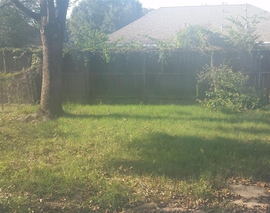 1715 Hazelwood Street - Photo Thumbnail 11