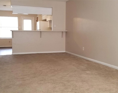 1715 Hazelwood Street - Photo Thumbnail 2