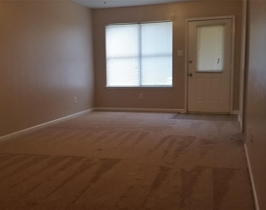 1715 Hazelwood Street - Photo Thumbnail 1