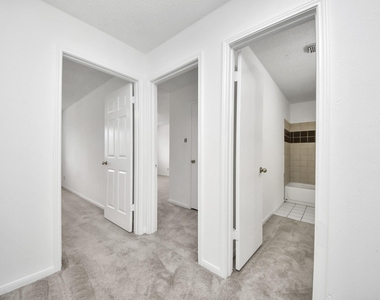 15534 Weldon Drive - Photo Thumbnail 37