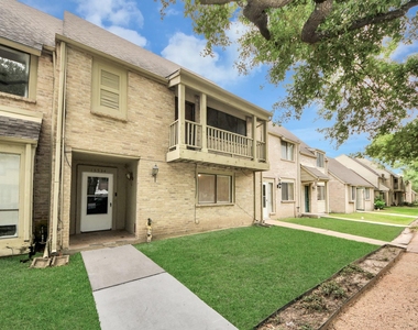 15534 Weldon Drive - Photo Thumbnail 2