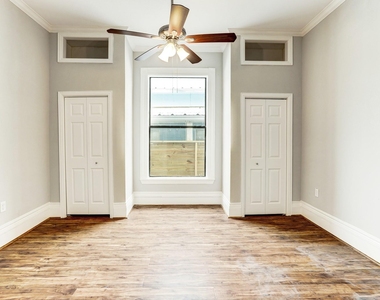 2721 Engelke Street - Photo Thumbnail 10