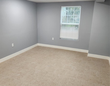 1311 Carlisle Street - Photo Thumbnail 8