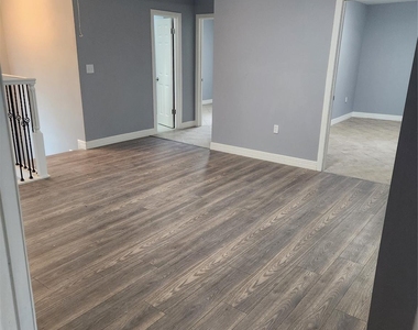 1311 Carlisle Street - Photo Thumbnail 29