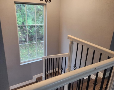 1311 Carlisle Street - Photo Thumbnail 5