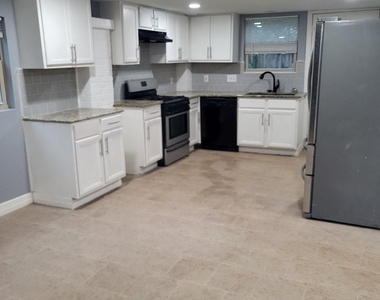 1311 Carlisle Street - Photo Thumbnail 30