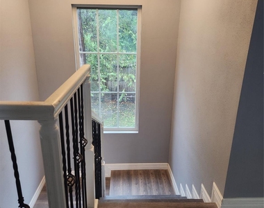 1311 Carlisle Street - Photo Thumbnail 13