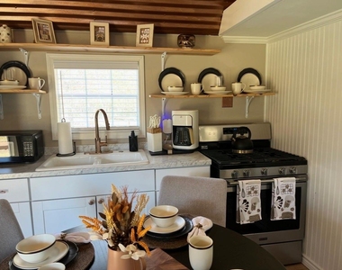 173 Ridgewood Drive - Photo Thumbnail 2