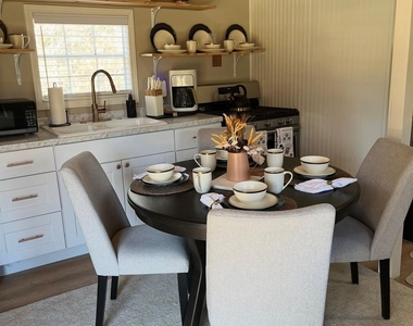 173 Ridgewood Drive - Photo Thumbnail 4