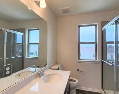 1235 Bryman Drive - Photo Thumbnail 13