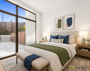 960 Franklin Avenue - Photo Thumbnail 5
