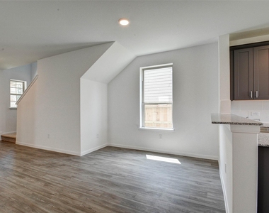 16642 Teak Mantle Road - Photo Thumbnail 5