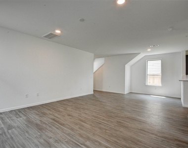 16642 Teak Mantle Road - Photo Thumbnail 6