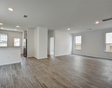 16642 Teak Mantle Road - Photo Thumbnail 8