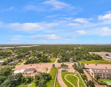 4821 Nasa Parkway - Photo Thumbnail 29