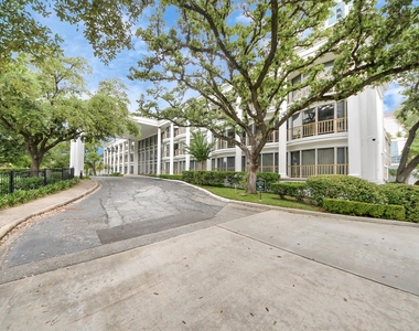 5050 Ambassador Way - Photo Thumbnail 31