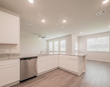 2335 Tavo Trail Drive - Photo Thumbnail 18