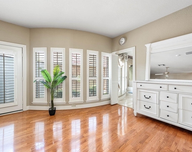 3702 Belle Grove Ln - Photo Thumbnail 26