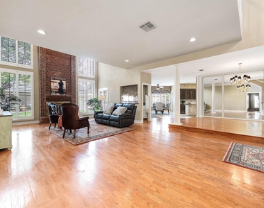 3702 Belle Grove Ln - Photo Thumbnail 5